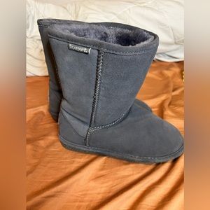 Grey bear paws, size 8.5